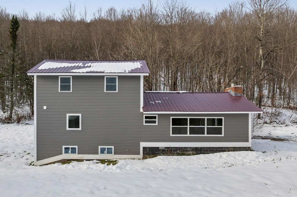 5537 Garfield Road, Hyde Park, VT 05655