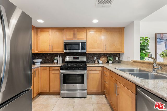 7100 Alvern Street 224, Los Angeles, CA 90045