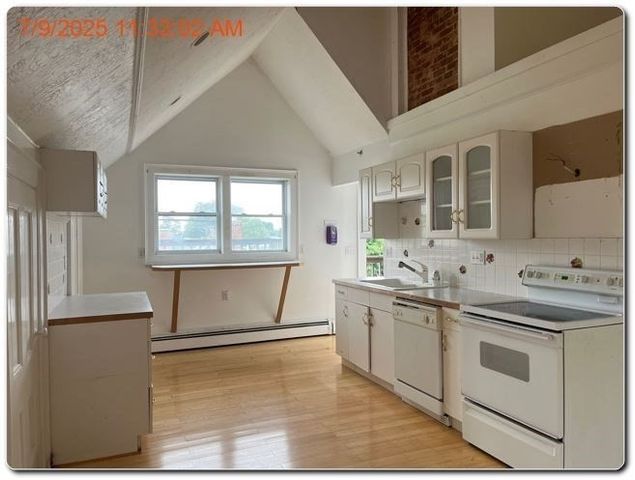 13 Portland St 4, Lynn, MA 01902
