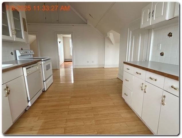 13 Portland St 4, Lynn, MA 01902