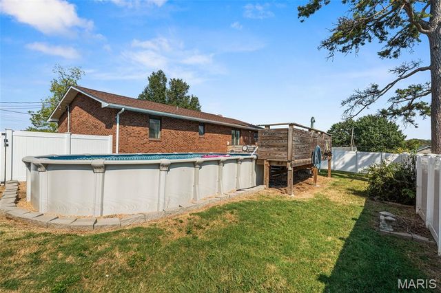 319 Jefferson Street, De Soto, MO 63020