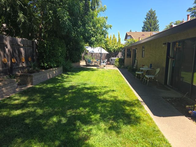 11111 Morgan River Ct, Rancho Cordova, CA 95670