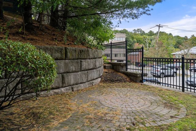 1163 Main St 14, Waltham, MA 02451