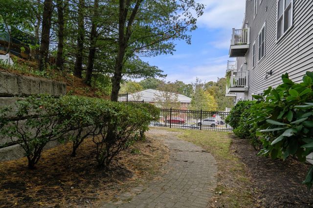 1163 Main St 14, Waltham, MA 02451