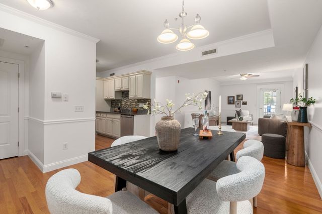 1163 Main St 14, Waltham, MA 02451