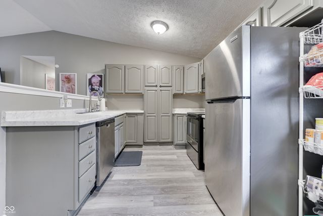 3460 Pleasant Creek Drive, Indianapolis, IN 46227