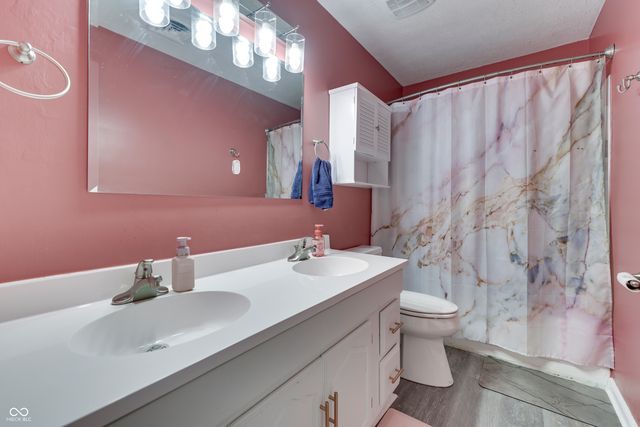 3460 Pleasant Creek Drive, Indianapolis, IN 46227