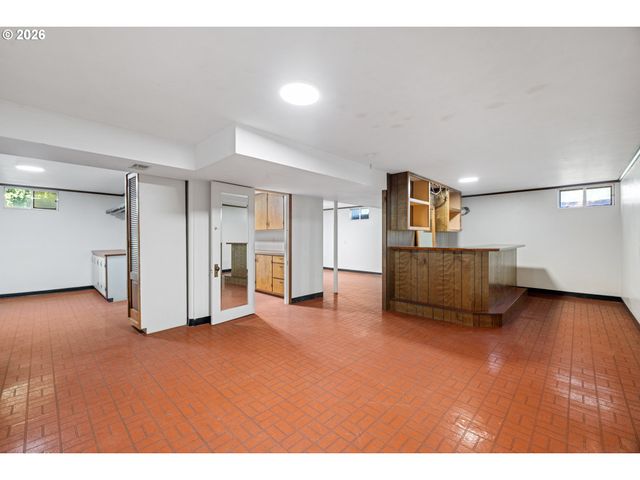 17753 POWERS CREEK LOOP Rd, Silverton, OR 97381