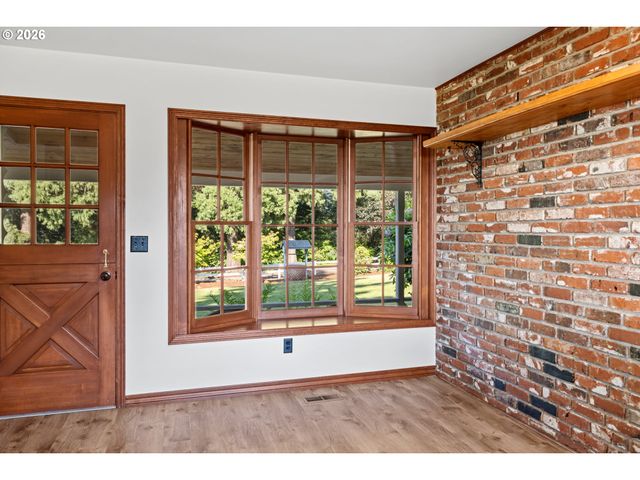 17753 POWERS CREEK LOOP Rd, Silverton, OR 97381