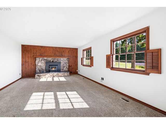 17753 POWERS CREEK LOOP Rd, Silverton, OR 97381