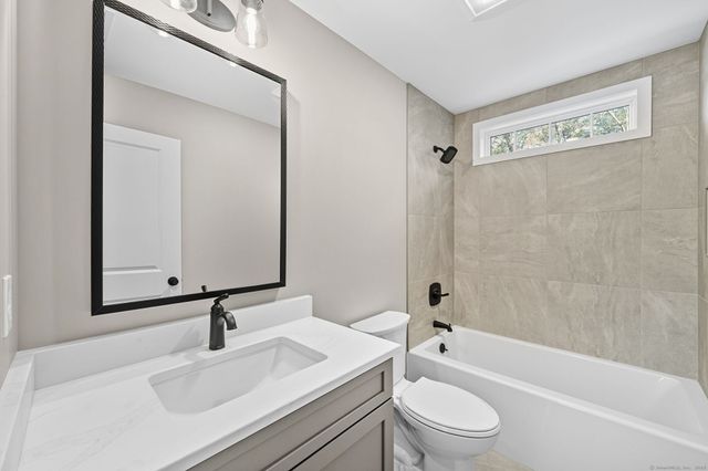 19 Mahoney Road, East Windsor, CT 06088