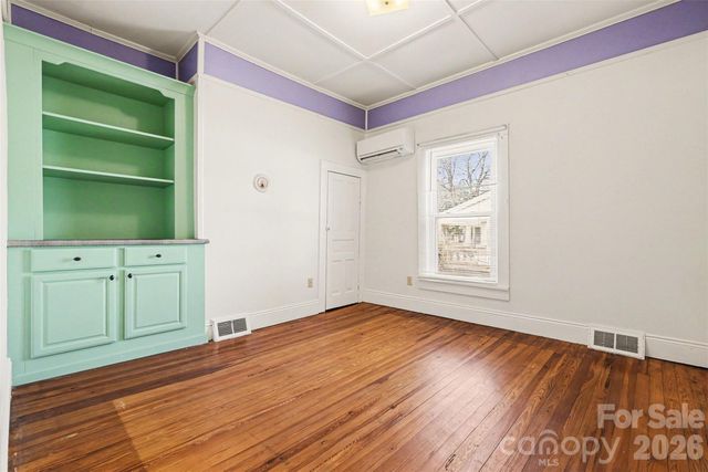 505 S Main GQ Street, Salisbury, NC 28146