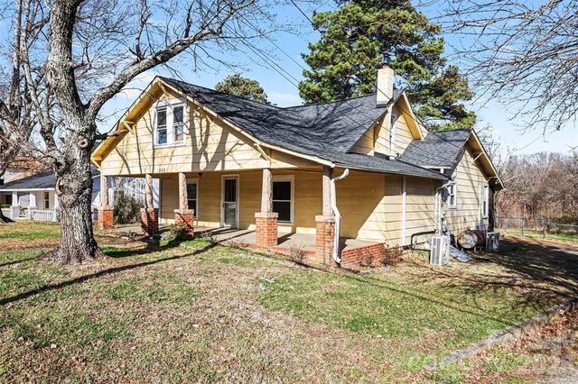 505 S Main GQ Street, Salisbury, NC 28146