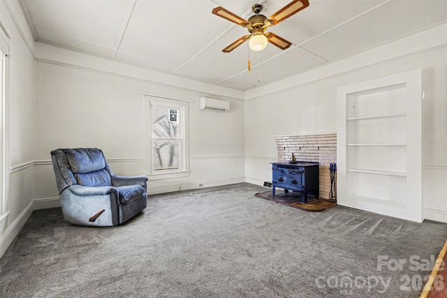 505 S Main GQ Street, Salisbury, NC 28146