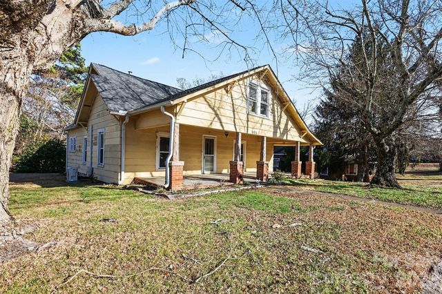 505 S Main GQ Street, Salisbury, NC 28146