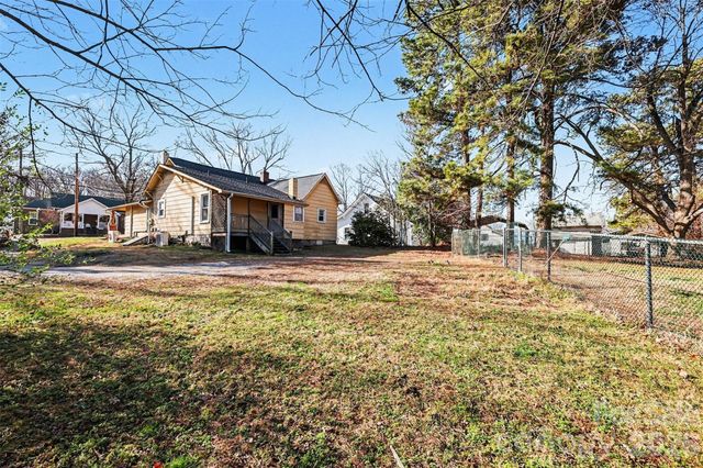 505 S Main GQ Street, Salisbury, NC 28146
