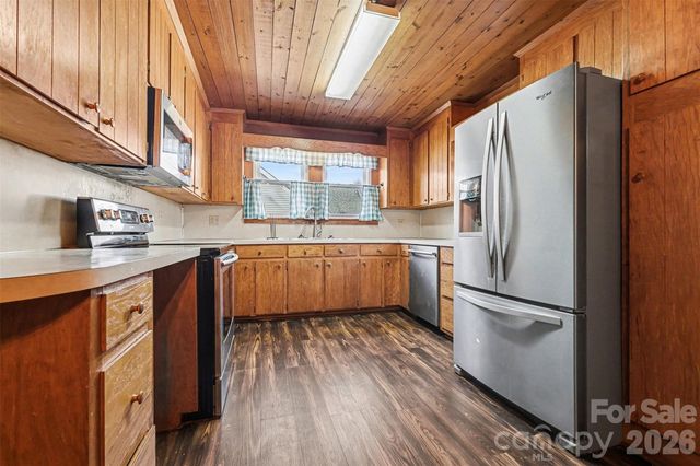 505 S Main GQ Street, Salisbury, NC 28146