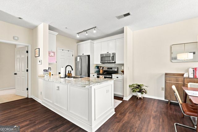 509 Vinings Forest Court SE, Smyrna, GA 30080