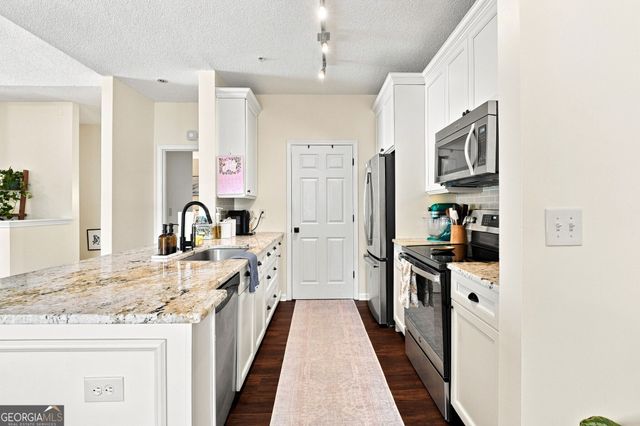 509 Vinings Forest Court SE, Smyrna, GA 30080
