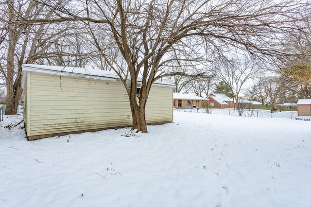 1725 Grand Avenue, West Des Moines, IA 50265