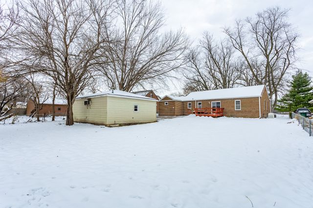 1725 Grand Avenue, West Des Moines, IA 50265
