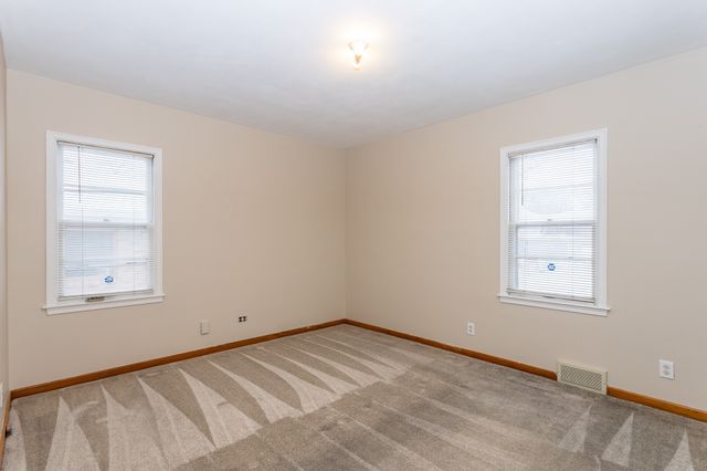 1725 Grand Avenue, West Des Moines, IA 50265