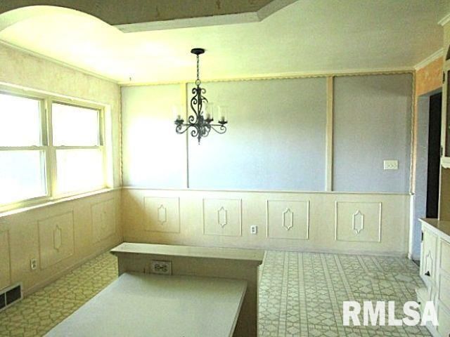 1002 CAMBRIDGE Court, Pekin, IL 61554