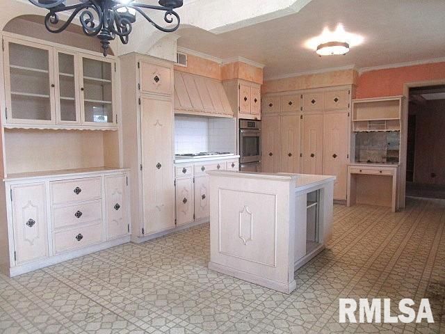 1002 CAMBRIDGE Court, Pekin, IL 61554