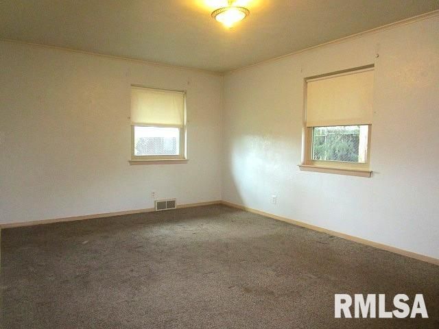 1002 CAMBRIDGE Court, Pekin, IL 61554