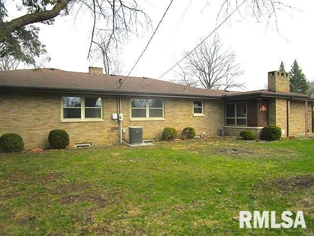 1002 CAMBRIDGE Court, Pekin, IL 61554