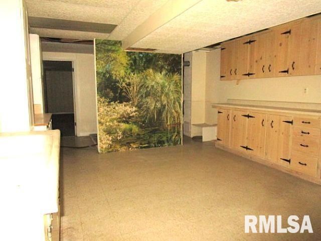 1002 CAMBRIDGE Court, Pekin, IL 61554