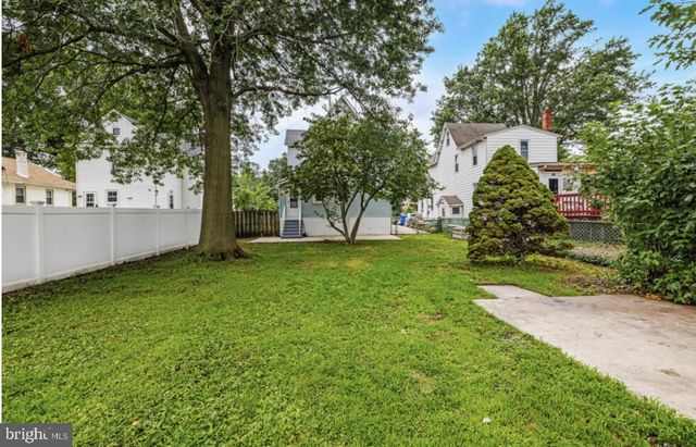 227 W OLIVE ST, Westville, NJ 08093