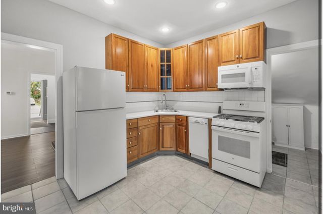 227 W OLIVE ST, Westville, NJ 08093