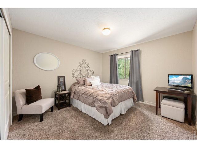 4373 Lemon Grass Dr, Johnstown, CO 80534