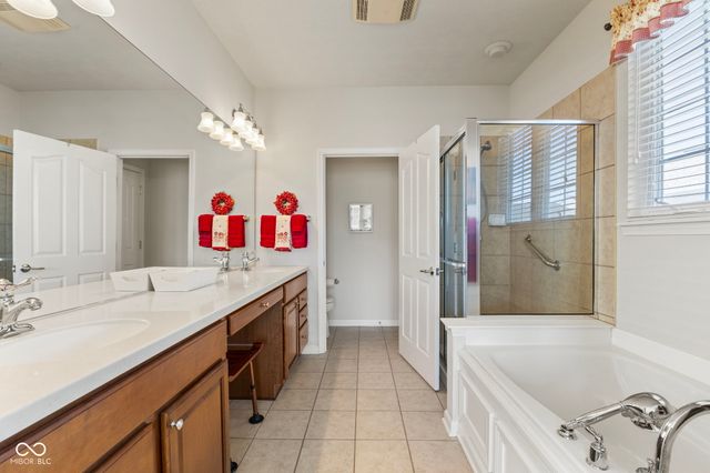 12961 Merlot Lane, Fishers, IN 46037