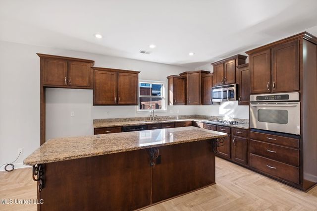 14259 Chapel Ridge Trail, Olive Branch, MS 38654