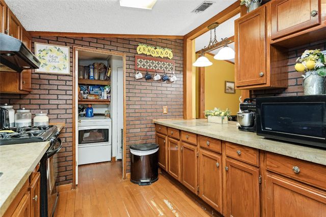 14985 Wiggins Road, Conroe, TX 77302