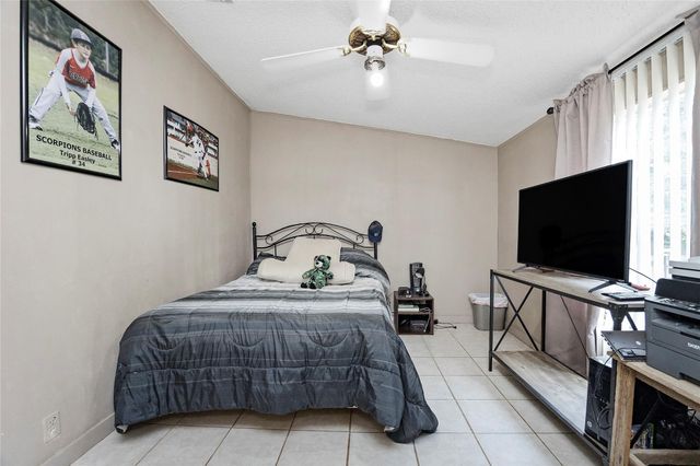 14985 Wiggins Road, Conroe, TX 77302