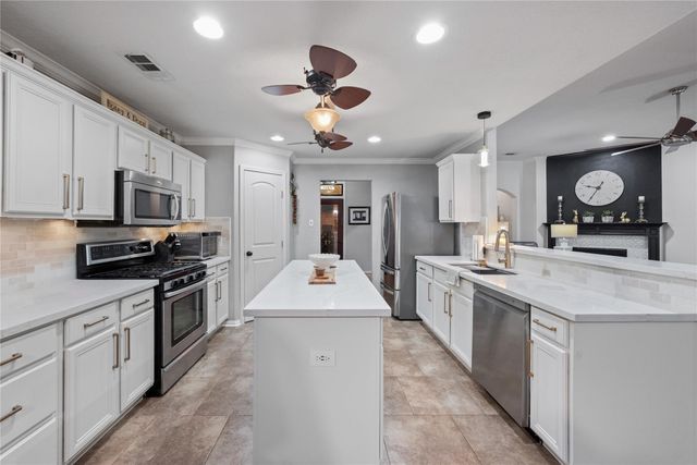 723 Far Pines Drive, Spring, TX 77373