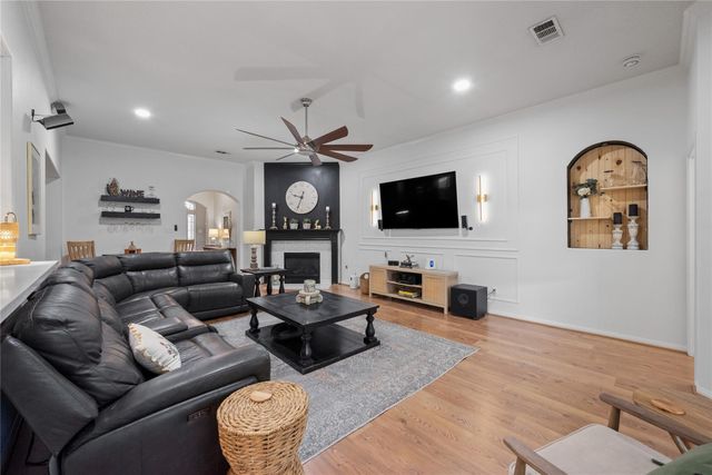 723 Far Pines Drive, Spring, TX 77373
