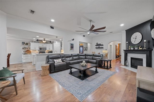 723 Far Pines Drive, Spring, TX 77373