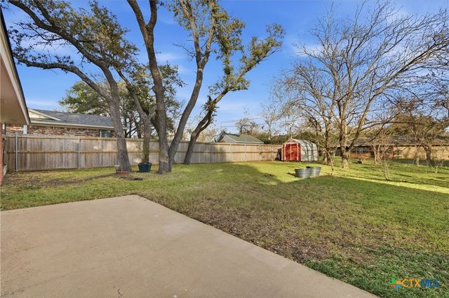 3413 Meadow Oaks Drive, Temple, TX 76502