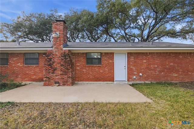 3413 Meadow Oaks Drive, Temple, TX 76502