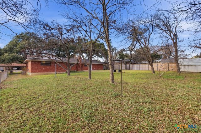 3413 Meadow Oaks Drive, Temple, TX 76502