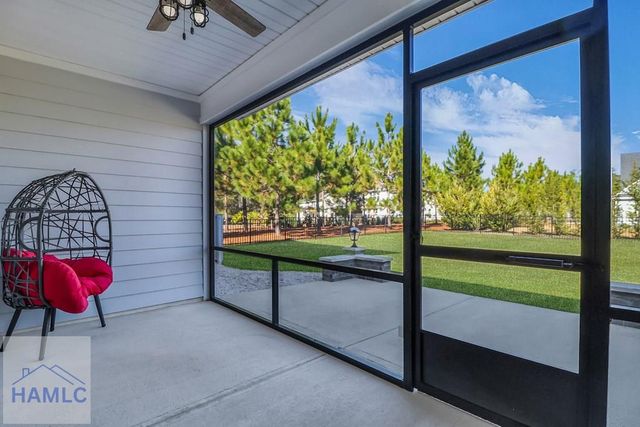 121 Crawford Lane, Richmond Hill, GA 31324