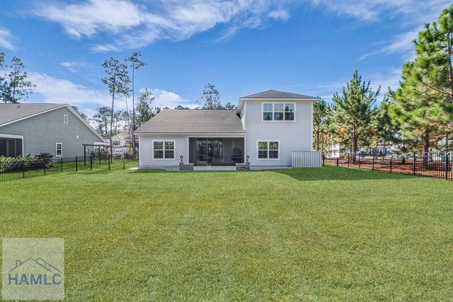 121 Crawford Lane, Richmond Hill, GA 31324