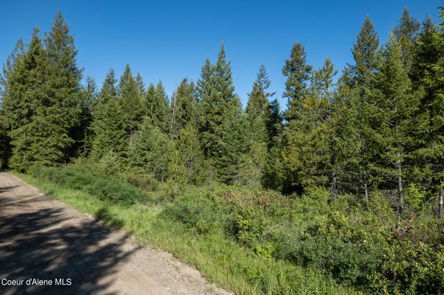 NKA Lot 4 Flat Iron, Spirit Lake, ID 83869