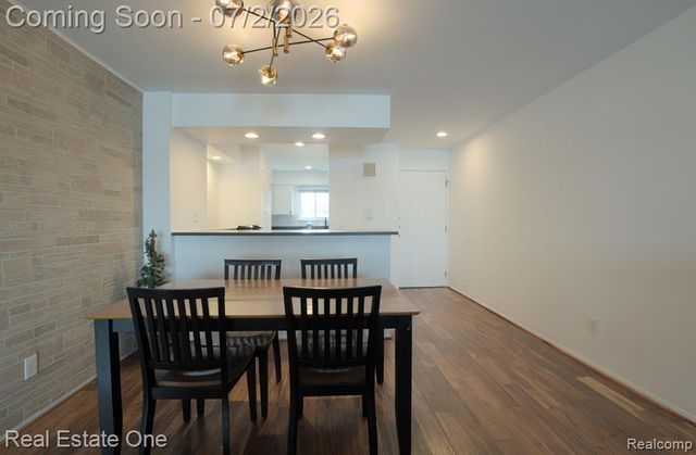 1944 Klingensmith Road 41, Bloomfield Hills, MI 48302