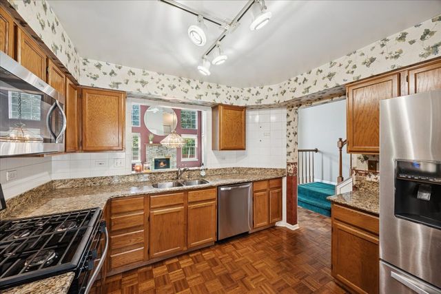 11513 Enterprise Drive, Westchester, IL 60154