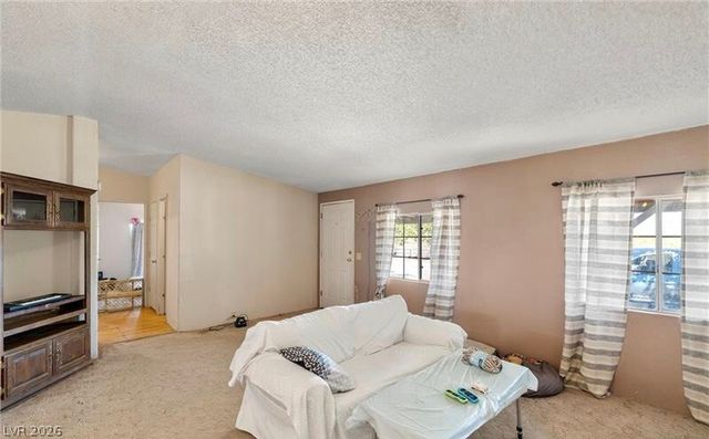 641 West Elderberry Street, Pahrump, NV 89048